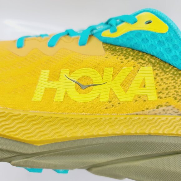 Athletic_Shoes